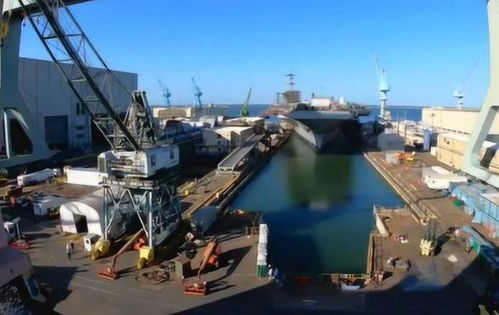 遼寧艦大修 為何入塢10個(gè)月仍未下水？